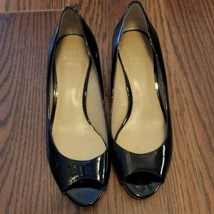 Saks Fifth Avenue Black Wedge Gold Heel
